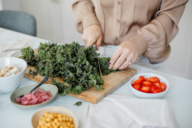 Cutting vegetables